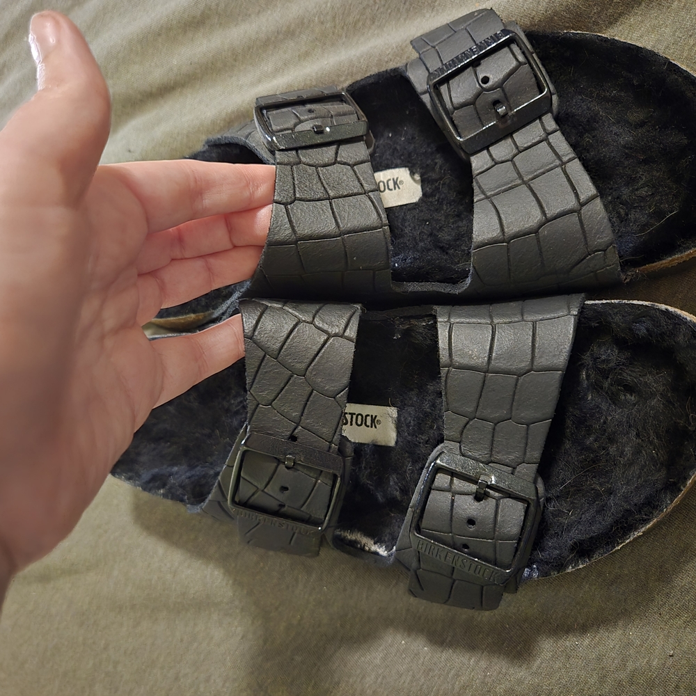 Birkenstock Womens Black Fur "Croc" Sandals